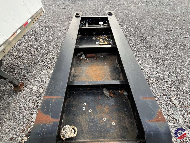 2011-eager-beaver-35glb-t/a-25’-stepdeck-trailer-image-29