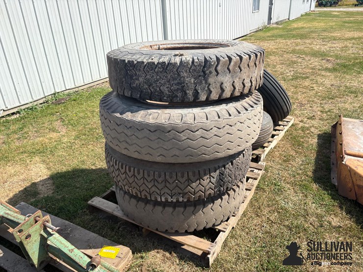 10.00-20-tires-image-5