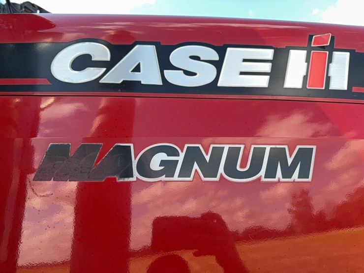 case-ih-magnum-335-image-75