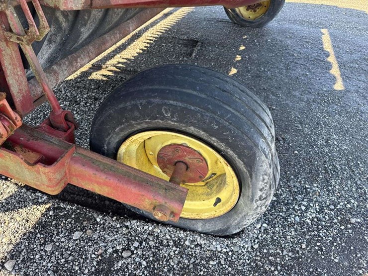 new-holland-489-image-12