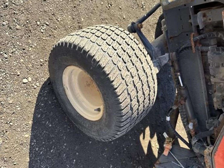 kubota-f3990-image-10