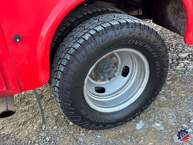 2017-ford-f350-xl-image-9