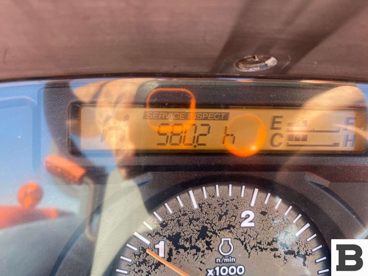 kubota-l4240d-tractor-image-49