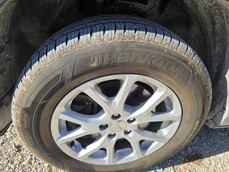 2016-jeep-cherokee-image-82