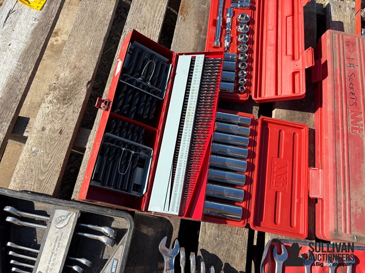 misc-pallet-of-shop-tools-image-12