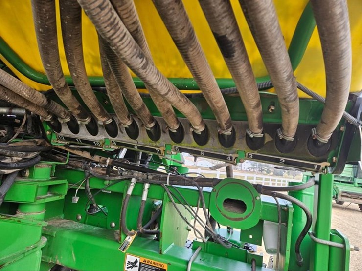 john-deere-1770nt-image-33