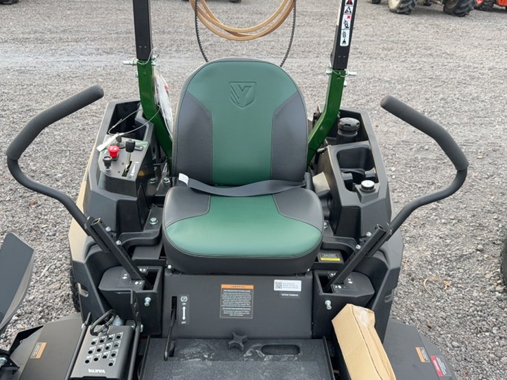 #3080-•-yakta-yxr-120-zero-turn-lawn-mower-image-6