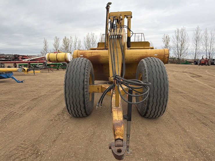 caterpillar-80-image-10