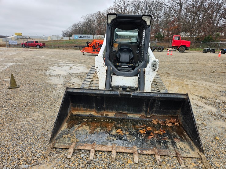 2018-bobcat-t770-image-17