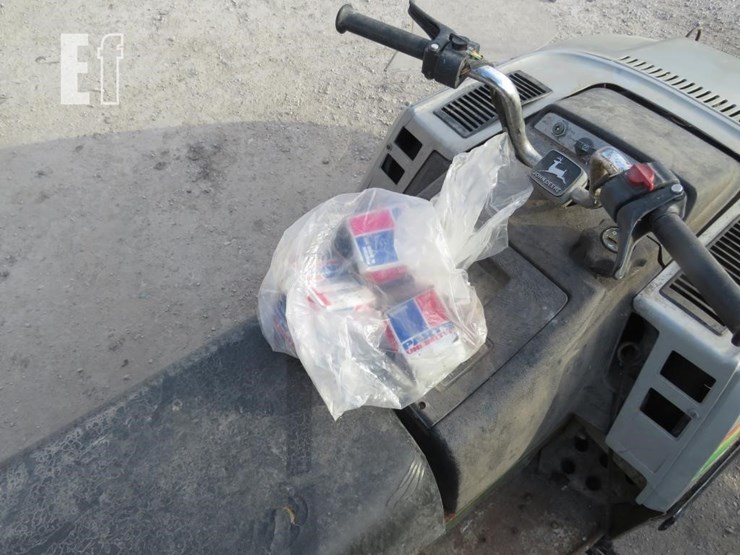 john-deere-440-image-8