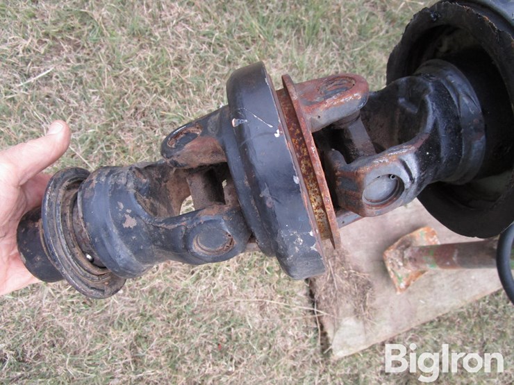 2003-new-holland-br780-image-11