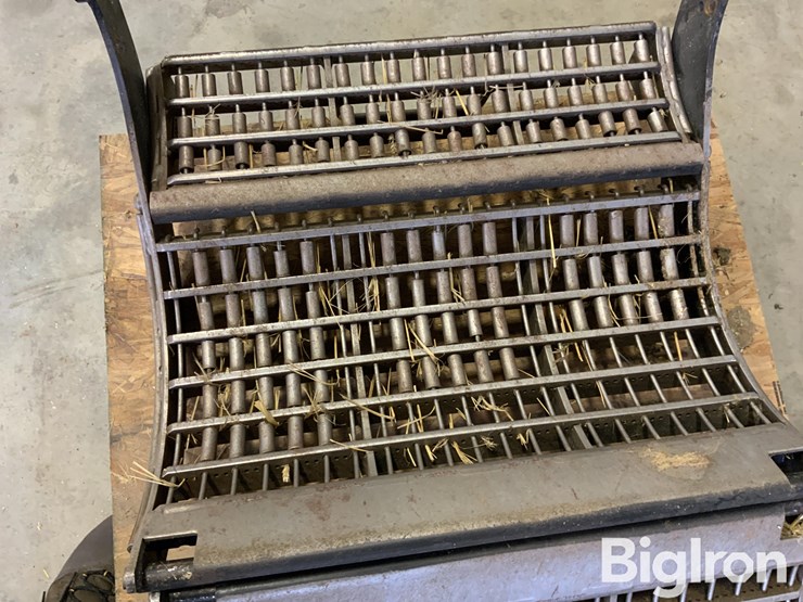 new-holland-cr7090-image-12