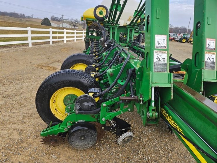 john-deere-1770nt-image-13