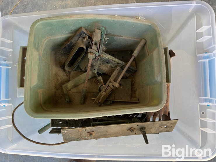 antique-bells-&-door-hardware-image-19