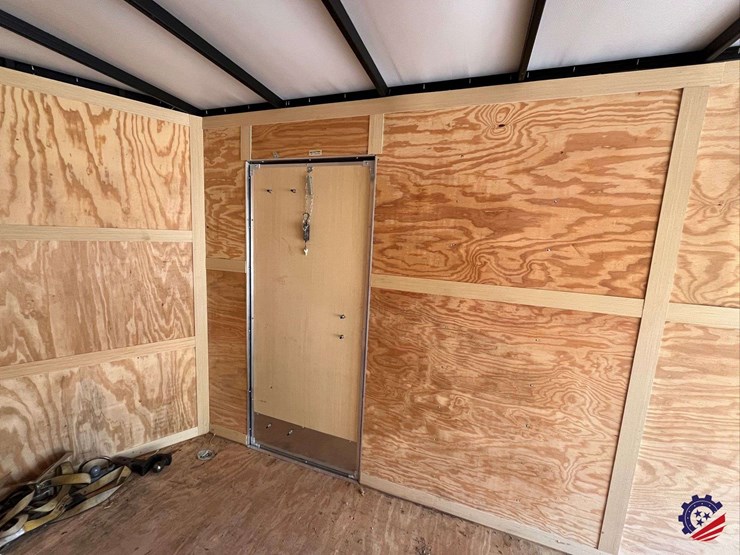 2023-homesteader-16’-enclosed-tag-trailer-image-19