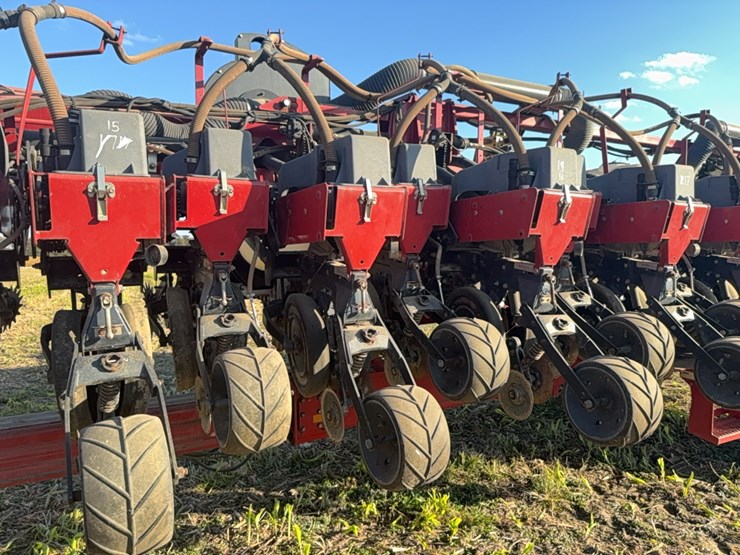 case-ih-1200-image-58