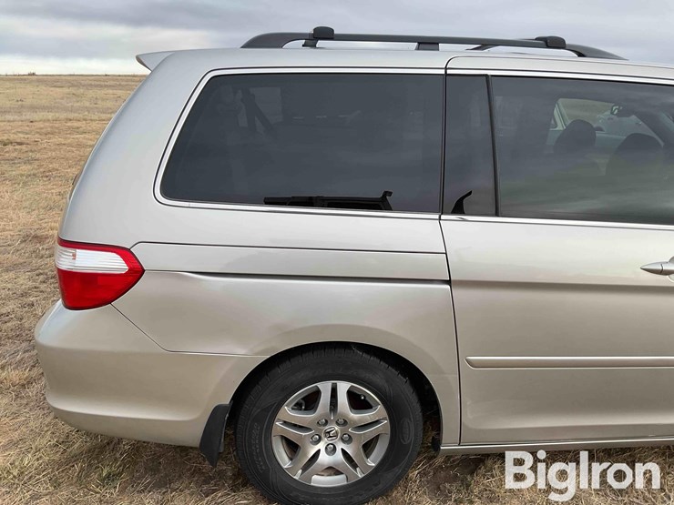 2005-honda-odyssey-image-19