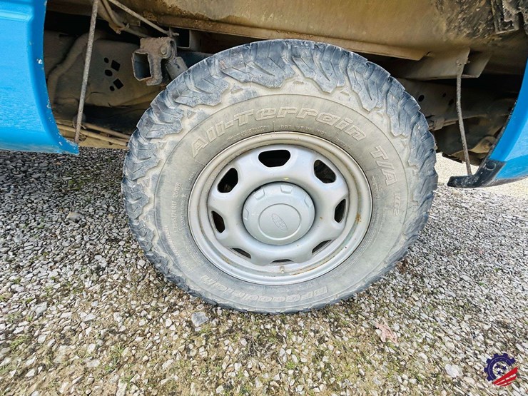 2013-ford-f150-xl-image-58