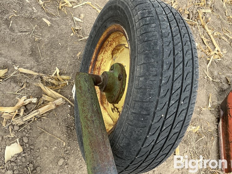 john-deere-12-image-19