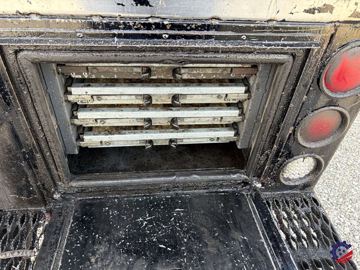 2009-kenworth-t800-image-56