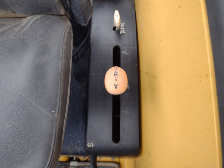 2007-deere-110-image-10