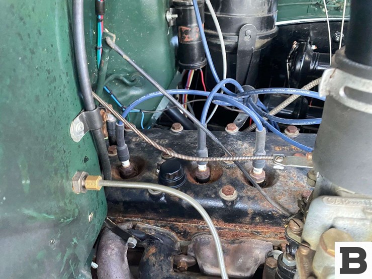 1940-international-d5-30-flatbed-truck-image-29