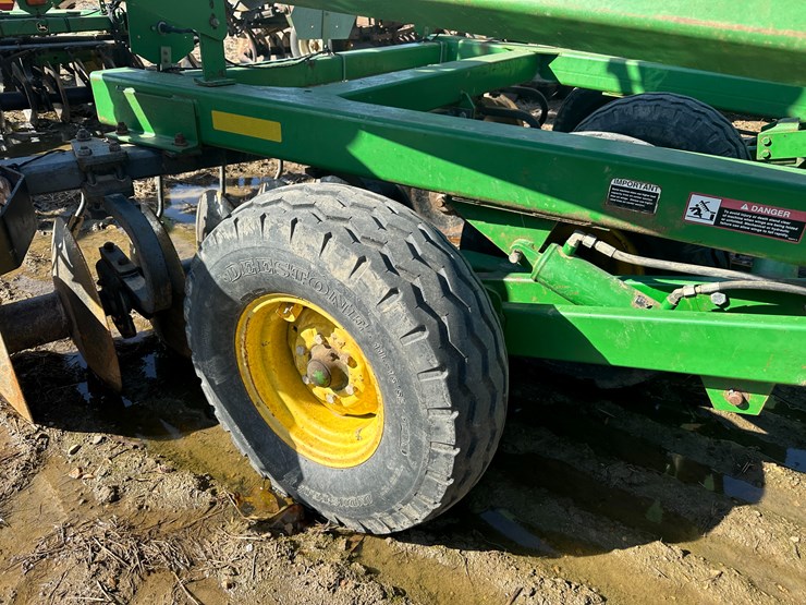 john-deere-26-image-12