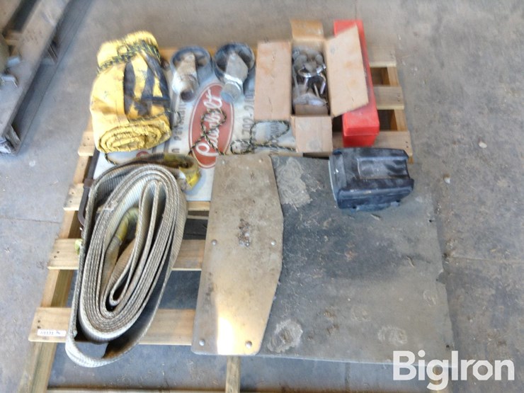 pallet-of-trucking-&-towing-items-image-2