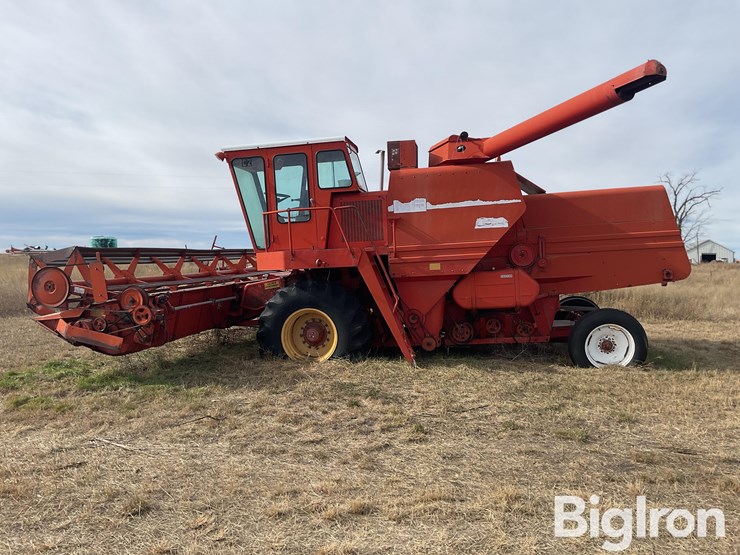1973-massey-ferguson-760-image-8