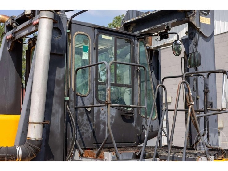 offsite-2010-hoist-p800at-80,000-rough-terrain-forklift-image-7