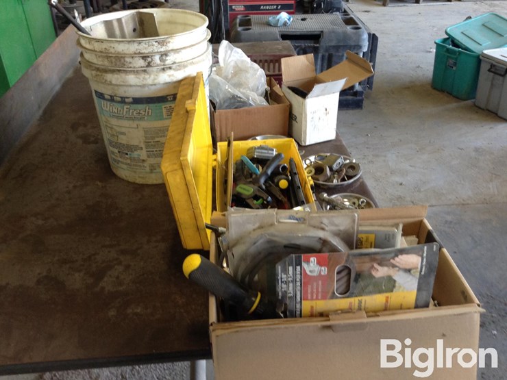 bucket-&-toolbox-w/-shop-parts-image-4