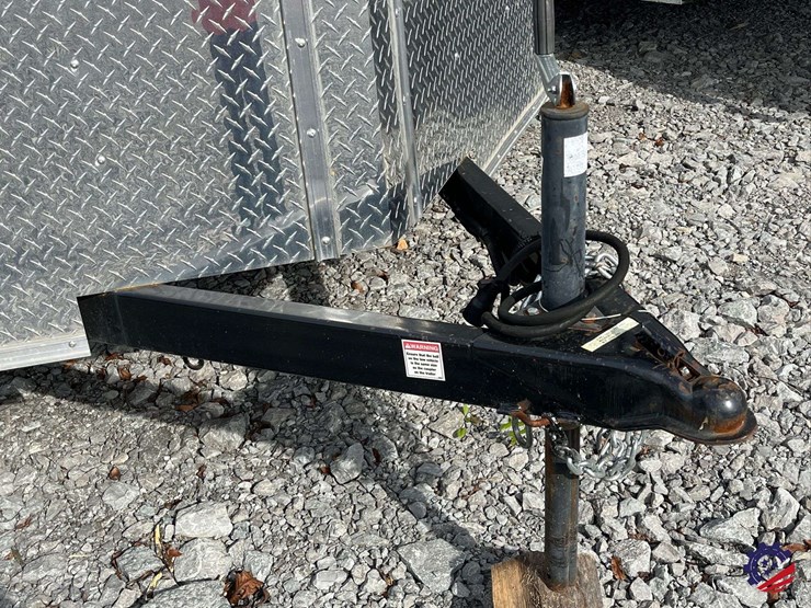 2023-homesteader-16’-enclosed-tag-trailer-image-11