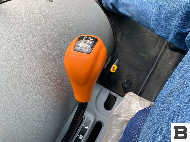 2019-new-holland-boomer-40-image-56