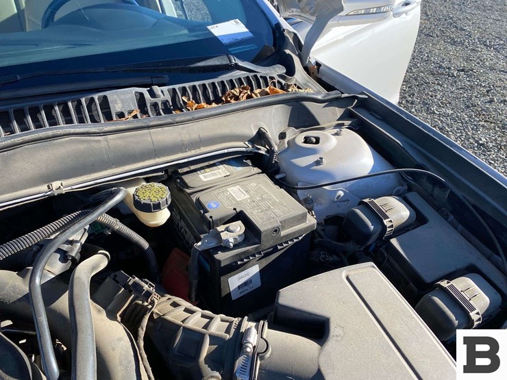 2016-ford-fusion-sedan-image-34