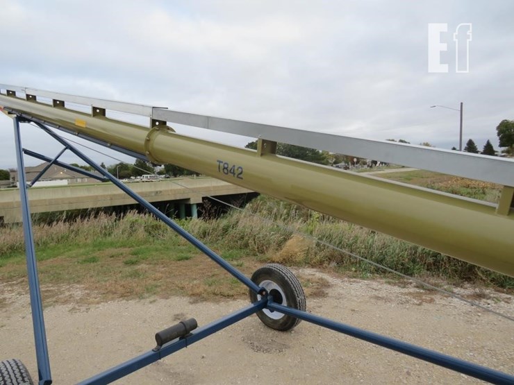 harvest-international-t842-image-3