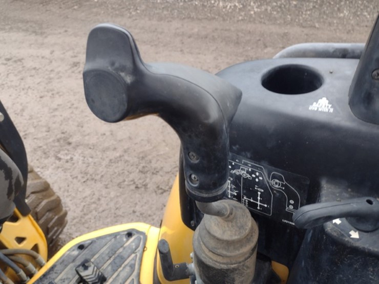 2007-deere-110-image-8