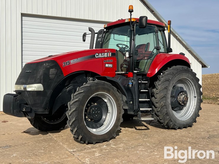case-ih-315-magnum-mfwd-tractor-image-1