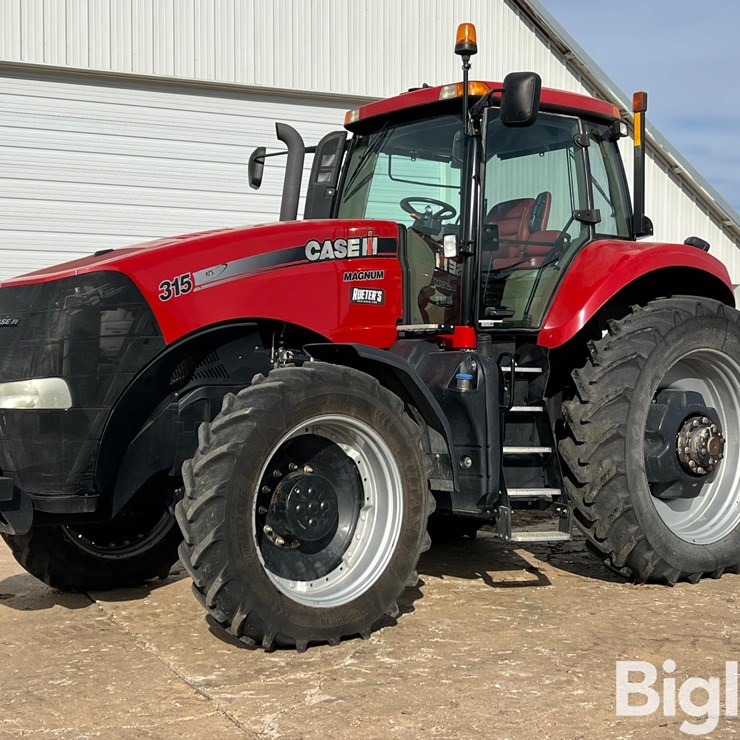 Case IH 315 Magnum MFWD Tractor
