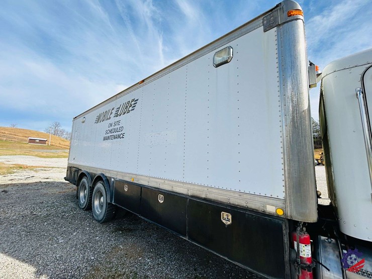 2007-peterbilt-340-image-68