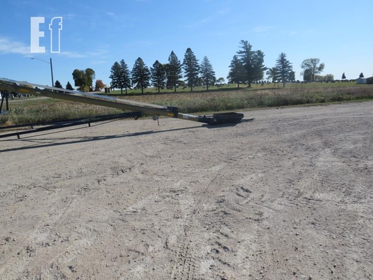 harvest-international-t852-image-2