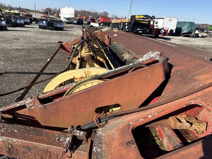 new-holland-489-image-10