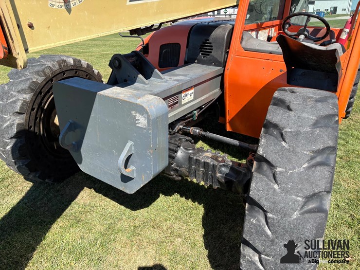 2005-jlg-g9-43a-image-15