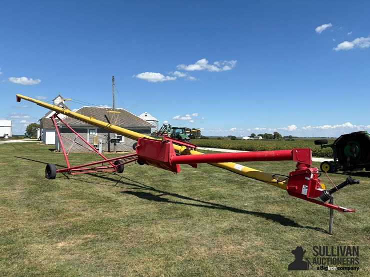 westfield-mk80-61-8"x61'-swing-away-auger-image-3