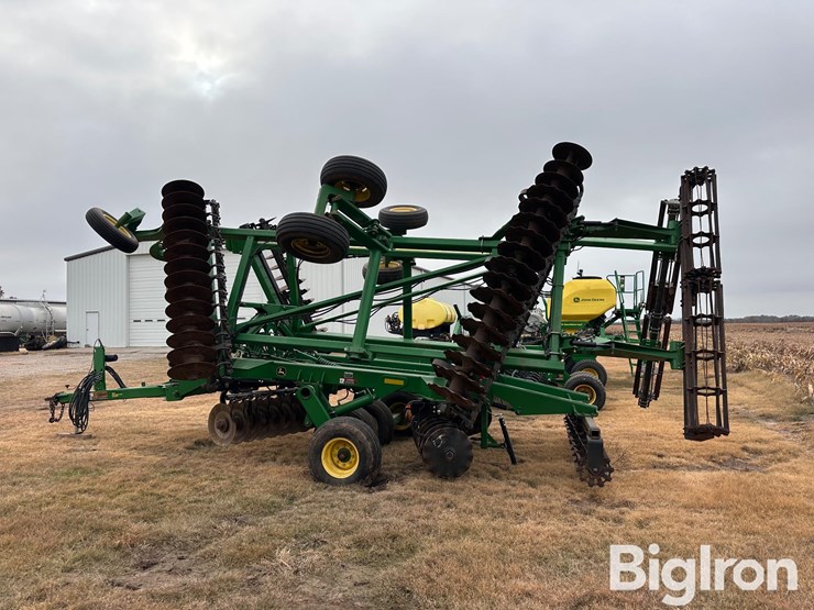 2013-john-deere-2623vt-image-8