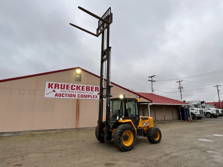 2015-jcb-930-image-1