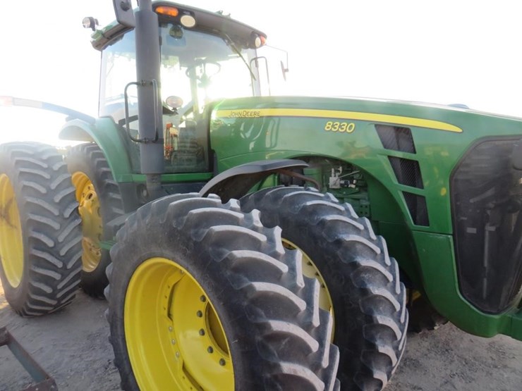 2006-john-deere-8330-image-18