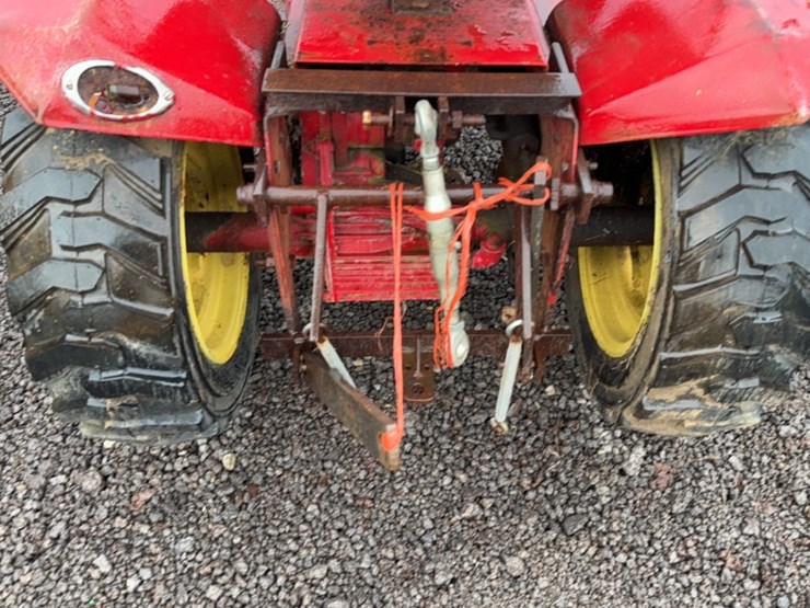 #3058-•-compact-tractor-image-9