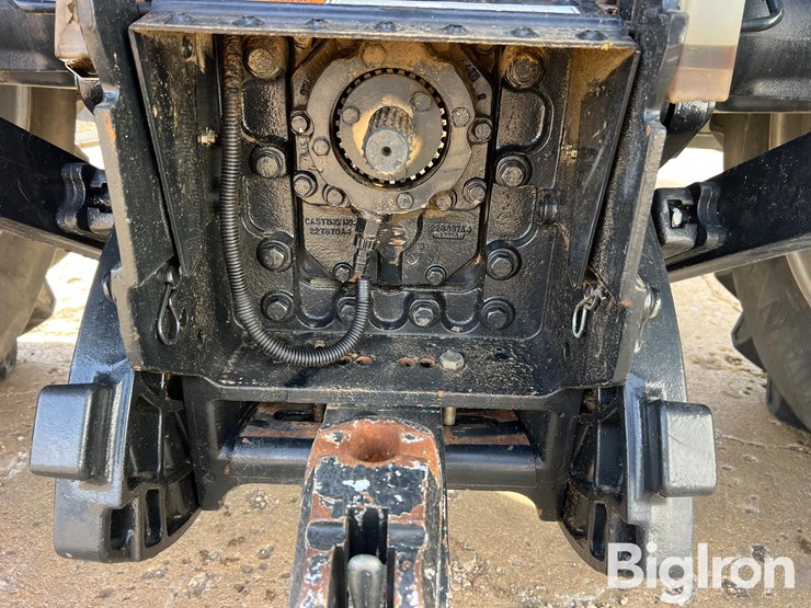 case-ih-315-magnum-mfwd-tractor-image-20