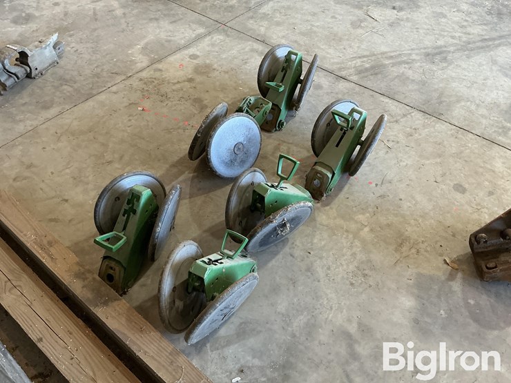 john-deere-7200-image-5