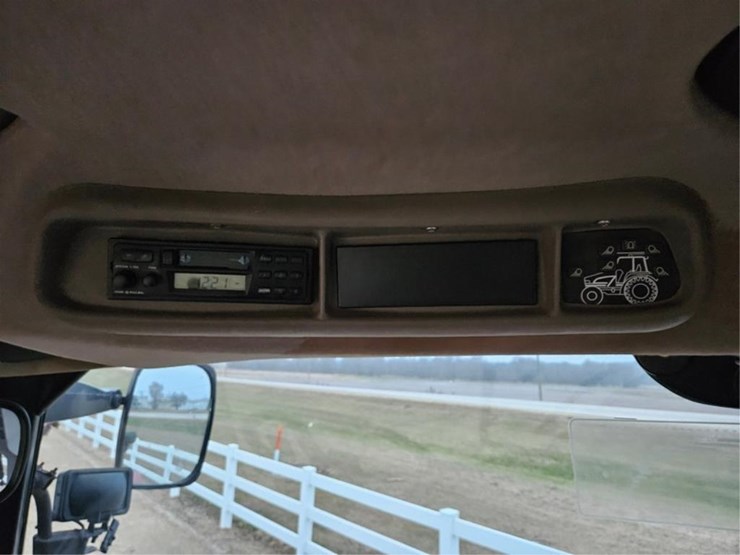 case-ih-mxu100-image-36